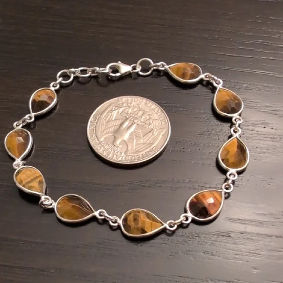 Elegant Sterling Silver and Brown Teardrop Tiger Eyes Bracelet - Picture 4 of 6